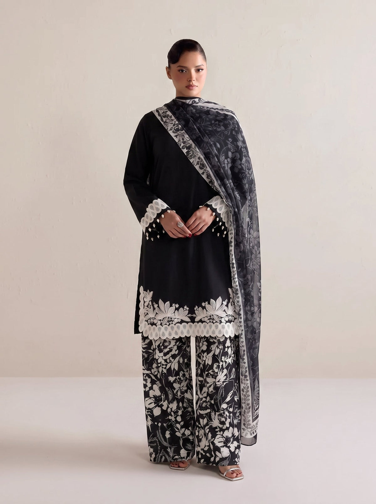 Mahe Embroidered -3pc
