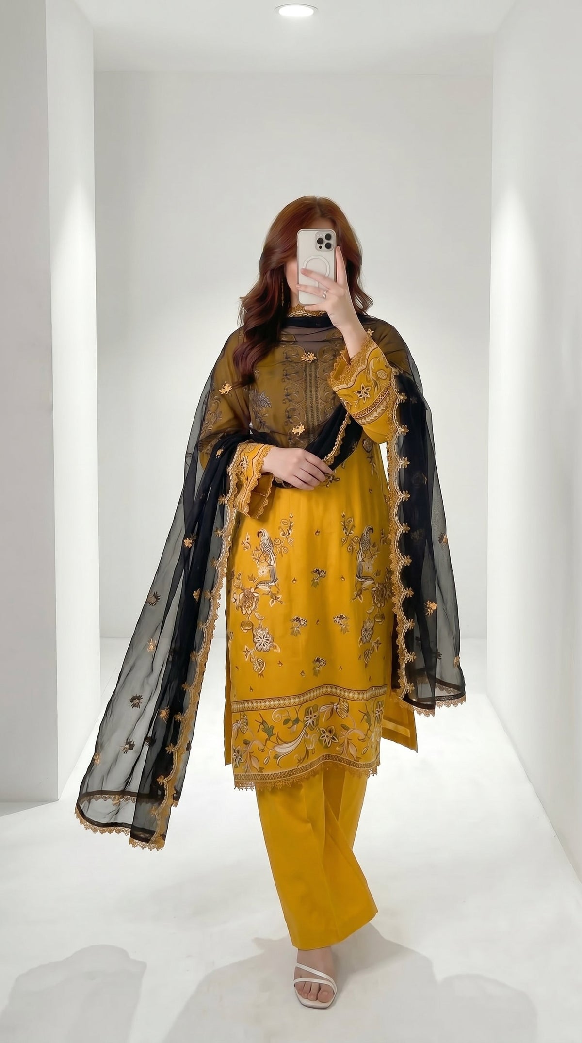 Gul naaz Embroidered - 3pc