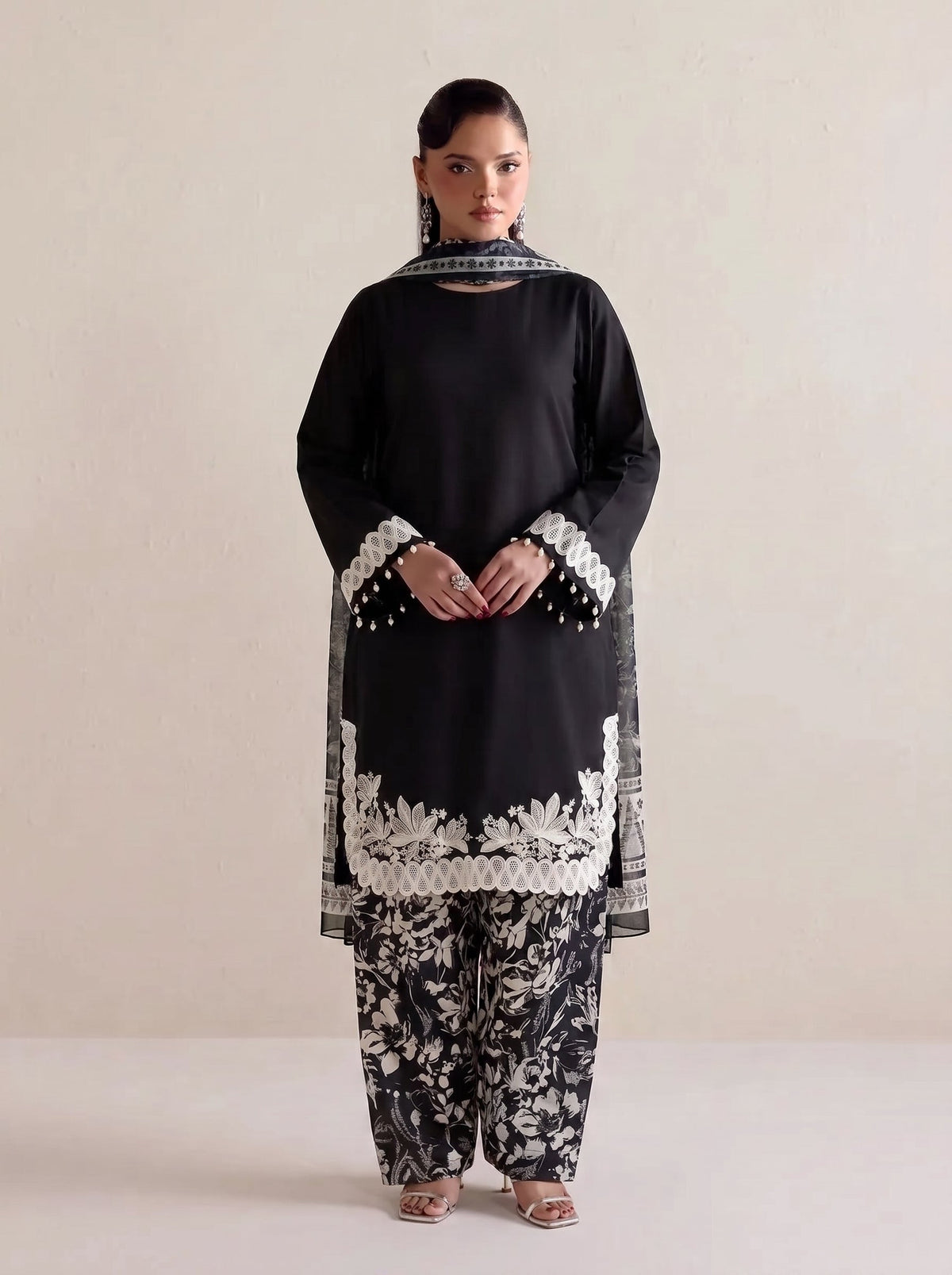 Mahe Embroidered -3pc
