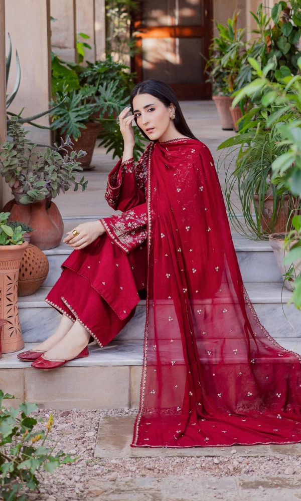 Elegant Black & Maroon 3-Piece Suit