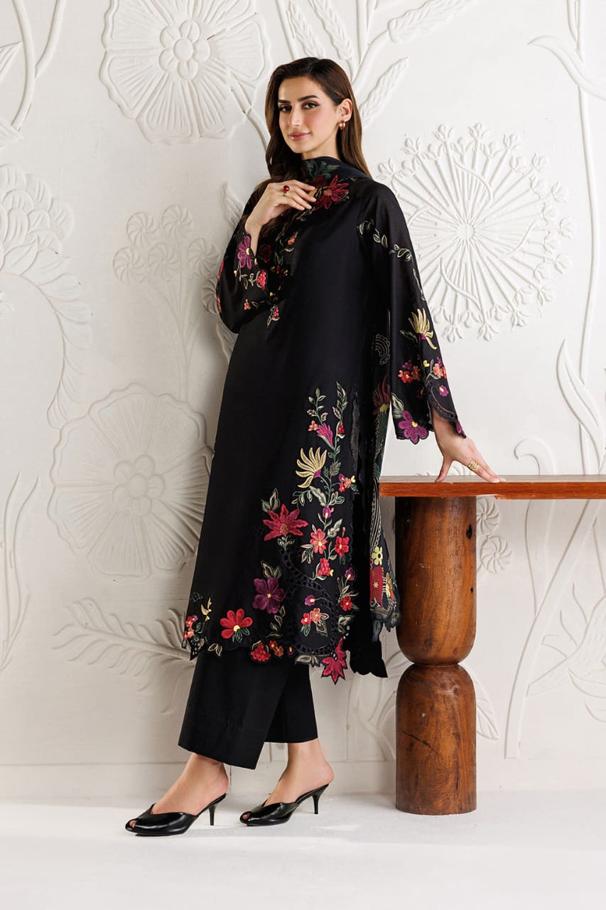 Embroidered Lawn 3pc Suit