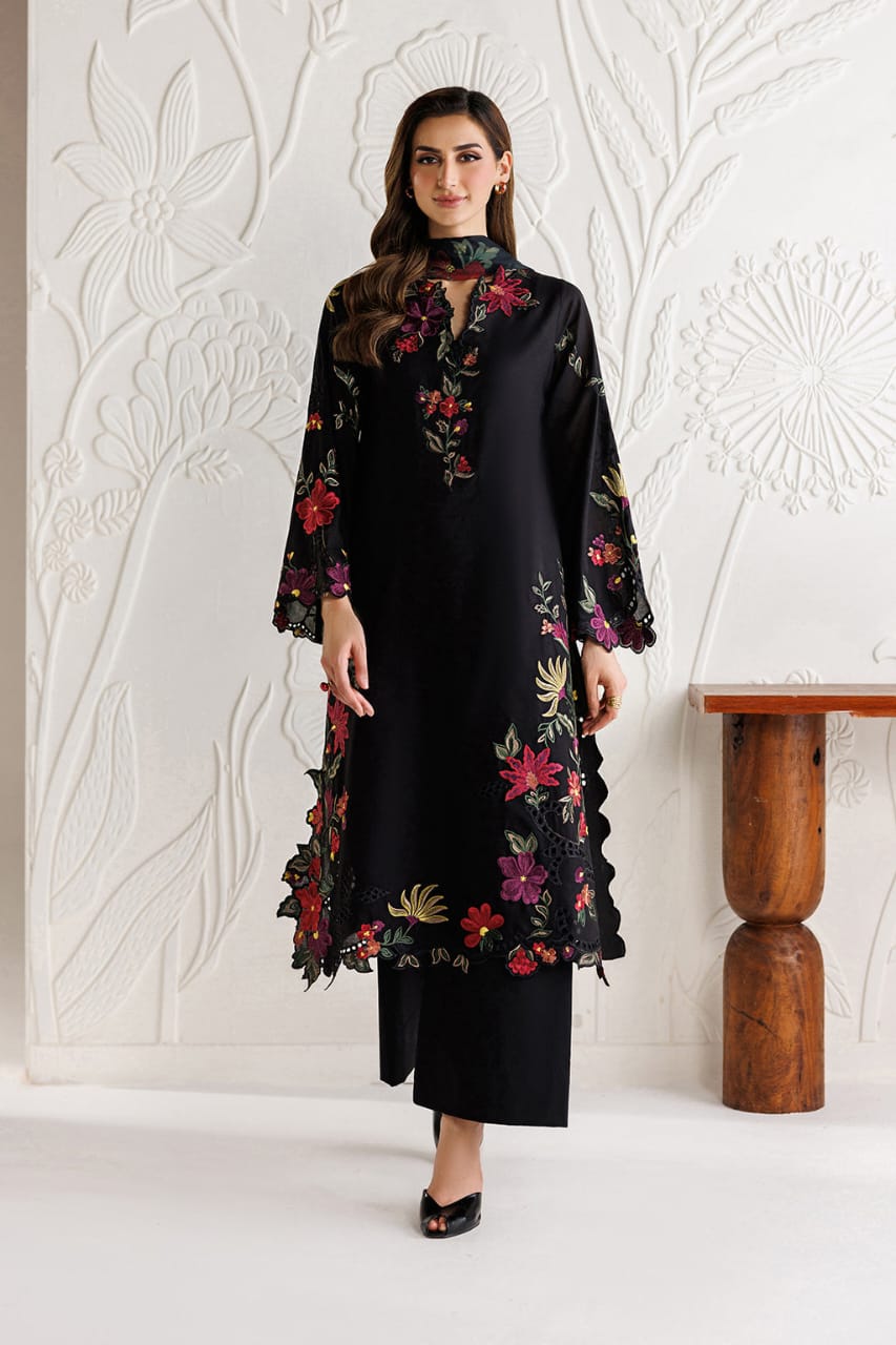 Embroidered Lawn 3pc Suit