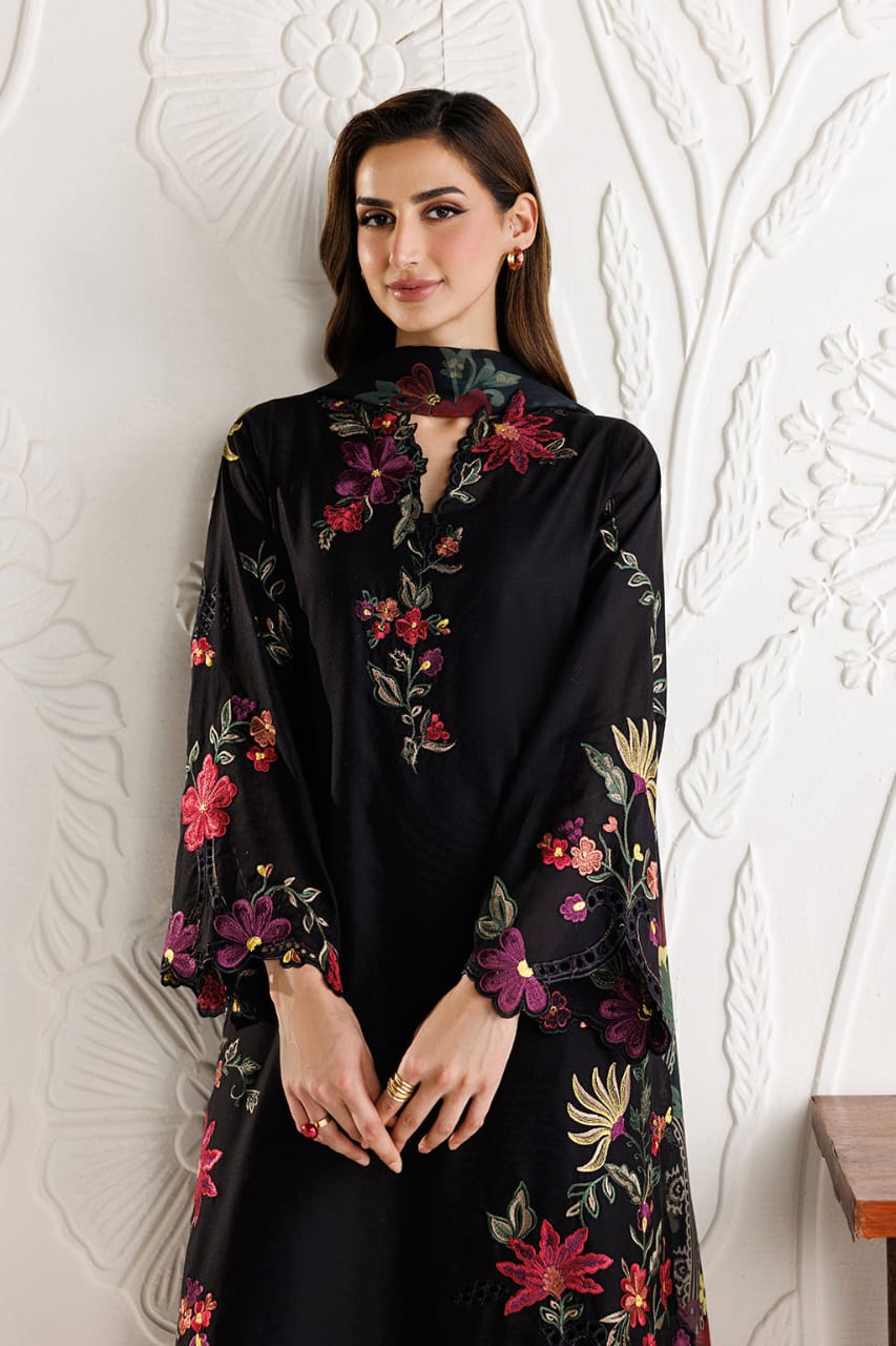 Embroidered Lawn 3pc Suit