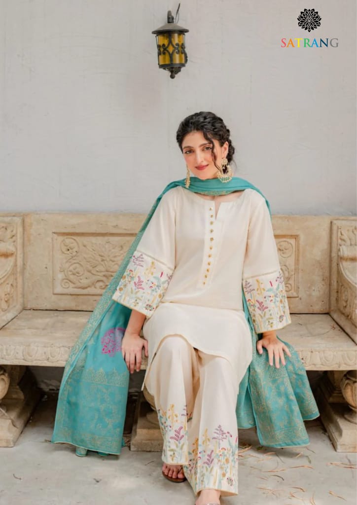 Astoor Embroidered Dhanak Suit