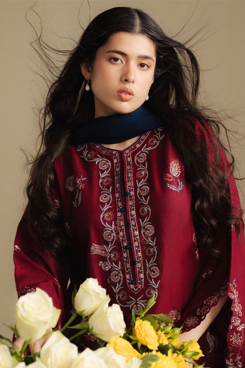 Zara Embroidered Dhanak 3-Piece Suit