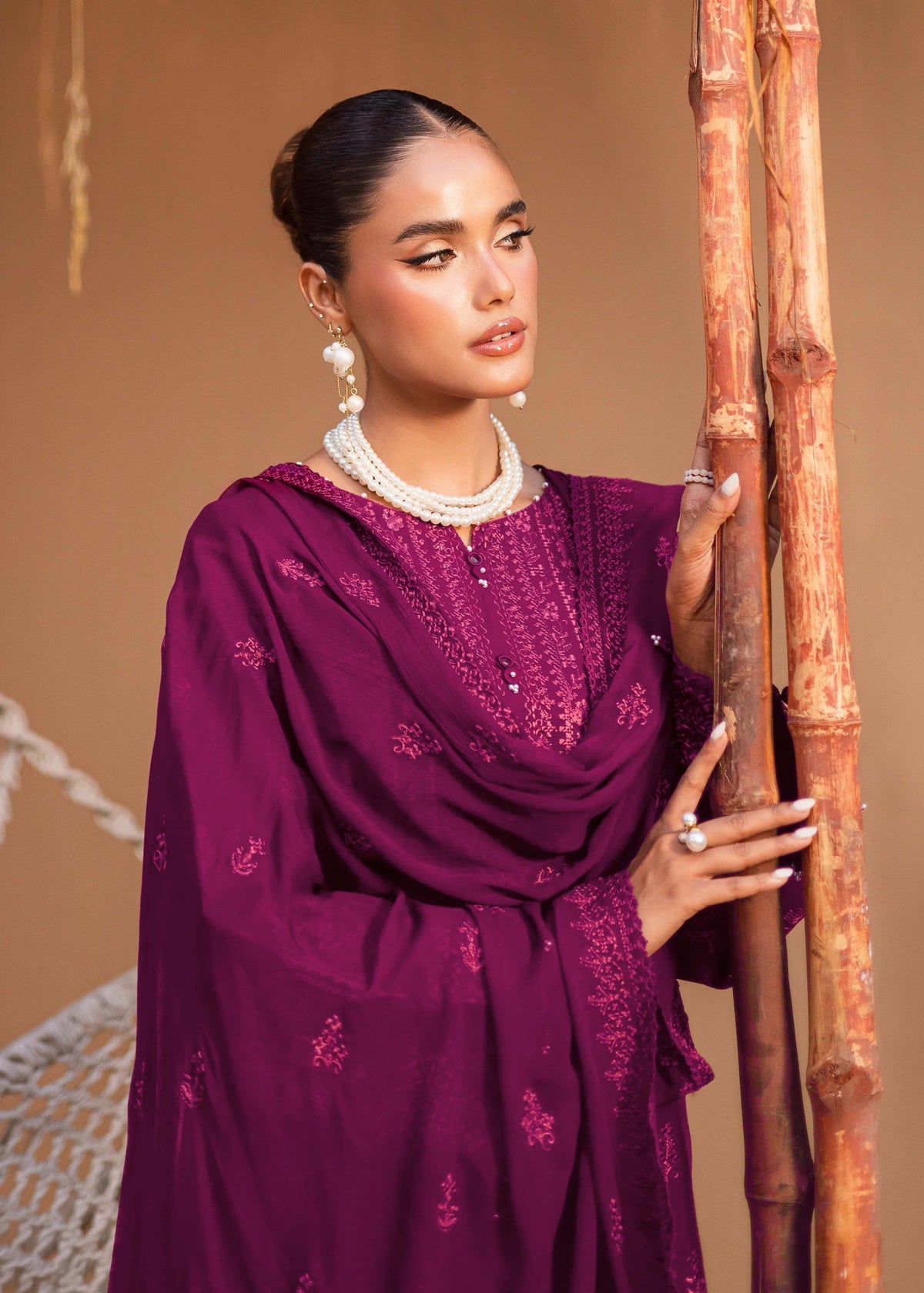 Ava Embroidered - 3pc